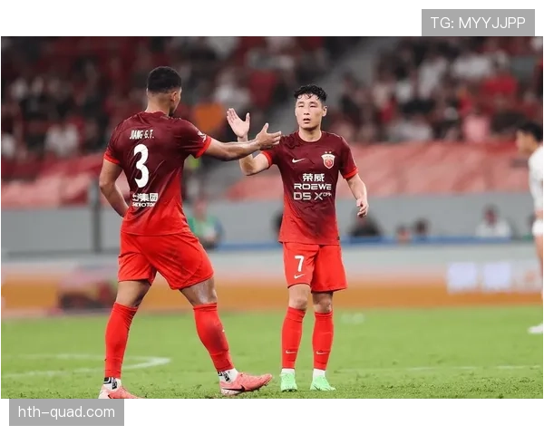 上海海港全队状态良好加紧磨合战术体系